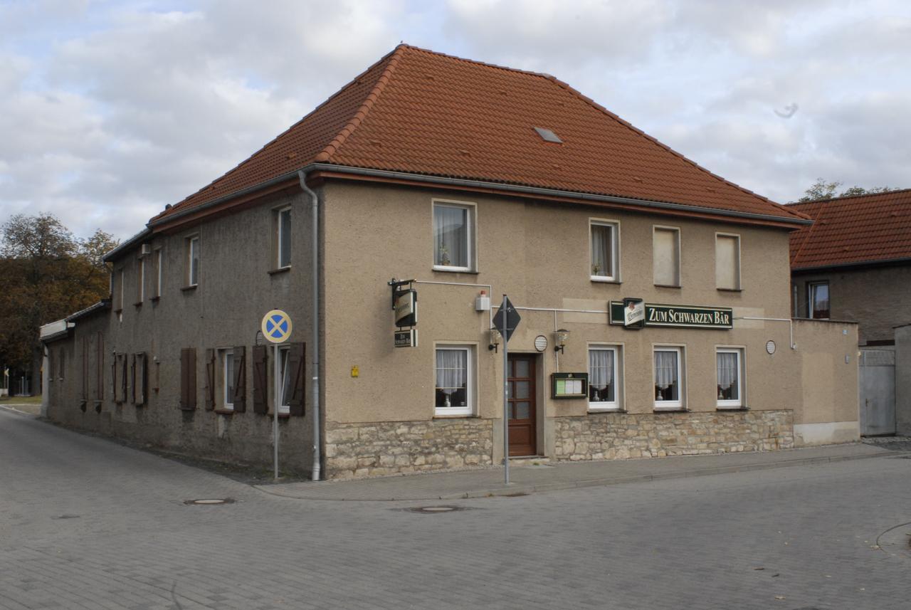 Gasthaus ,,Zum Schwarzen Baer" Gusten Zewnętrze zdjęcie