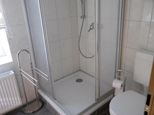 Gasthaus ,,Zum Schwarzen Baer" Gusten Zewnętrze zdjęcie