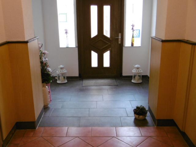 Gasthaus ,,Zum Schwarzen Baer" Gusten Zewnętrze zdjęcie